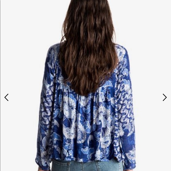 NWT. Roxy “Fade Into You” Top. - Picture 4 of 4
